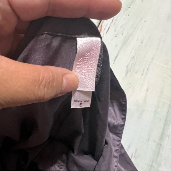 Victorias Secret Vintage 90s silk/sateen cargo crop pants in size small GUC - Picture 2 of 11